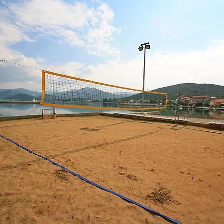 Сasa de vacaciones Holiday Niksa *